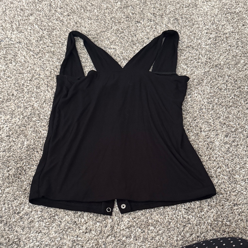 Michael Lauren Black Ribbed Button-Front Tank - Picture 5 of 5